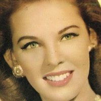 Regina Torne Çıplak