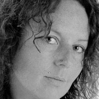 Regine Doreen Çıplak