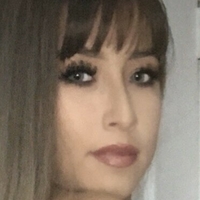 Riley Kwum Çıplak
