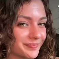 Ruby Derossi Çıplak