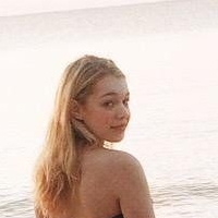 Sadie Calvano Çıplak