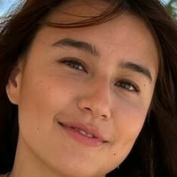 Saffron Sharpe Çıplak