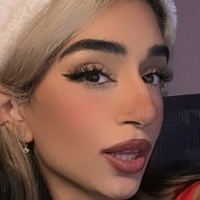 Saira Rose Çıplak