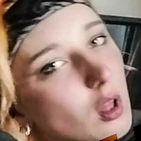 saitress Çıplak