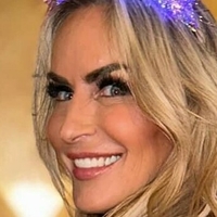 Samantha XO Swinger DJ Çıplak