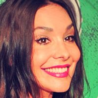 Sandra Ahrabian Çıplak