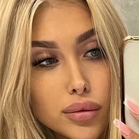 _sandrabieniek Çıplak