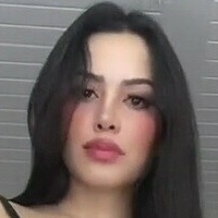 Sara Agudelo Çıplak