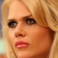 Sara Kulka Çıplak