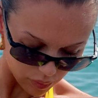 Sara Skowronek Çıplak