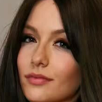 Sarah Martinez Çıplak
