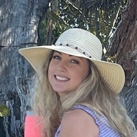 Sarah Peachez Çıplak