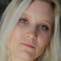 Sarah Shaye U Çıplak