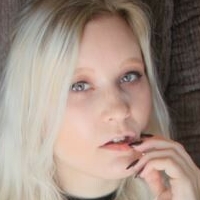 Sarah Shaye Çıplak