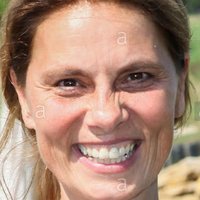Sarah Wiener Çıplak