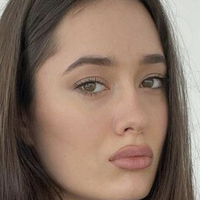 Sasha Hu Çıplak