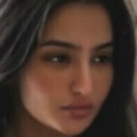 Sassy Poonam Çıplak