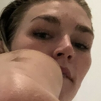 Savannah Lewis Çıplak