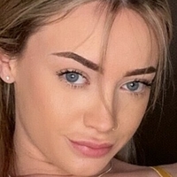 Scarlettelliscute Çıplak