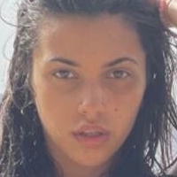 Serena Sula Çıplak