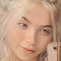Shaninblake Çıplak
