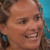 Shari Belafonte Çıplak