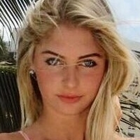 Shay Elizabeth Çıplak