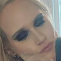 Shazza McKenzie Çıplak