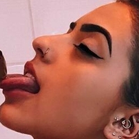 Sheerle Dove Çıplak