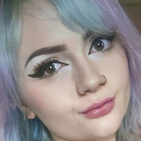 shortemogf Çıplak
