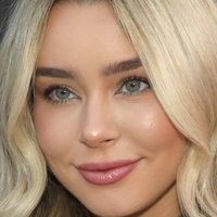 Sierra Furtado Çıplak