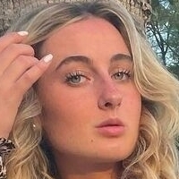 Sina-Marie Reen Çıplak