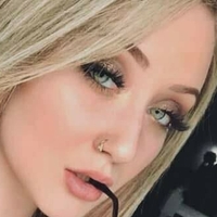 Sky Mckenzie Çıplak