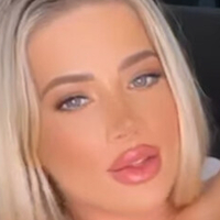 Skylar Haze Çıplak