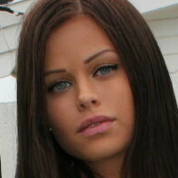 Sofie Karlstad Çıplak