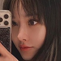 Songyuxin Hitomi Çıplak