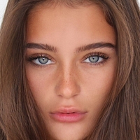 Sophi Knight Çıplak