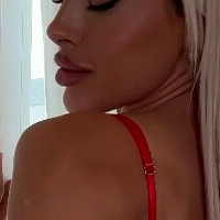 Sophia Fjeldberg Çıplak