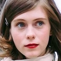 Sophia Lillis Çıplak