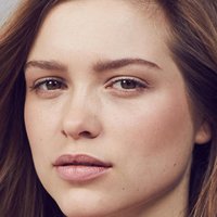 Sophie Cookson Çıplak