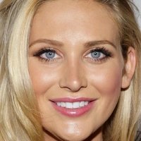 Stephanie Pratt Çıplak