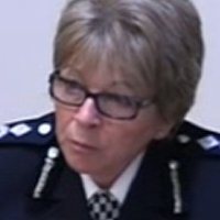 Sue Akers Çıplak