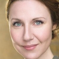 Suzie Frances Garton Çıplak