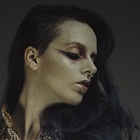 Tanya Girardi Çıplak