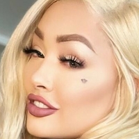 Tanya Lieder Çıplak