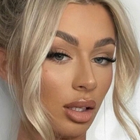 Tasha Newcombe Çıplak