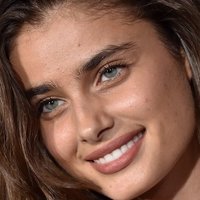 Taylor Hill Çıplak