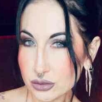 Temptress Raven Eve Çıplak