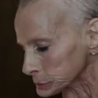 Terri Hall Çıplak