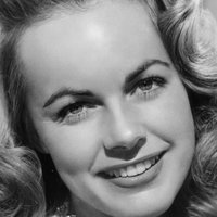 Terry Moore Çıplak